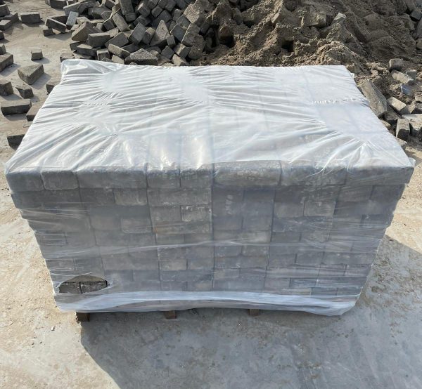 Grijze betonklinkers keiformaat 7 cm